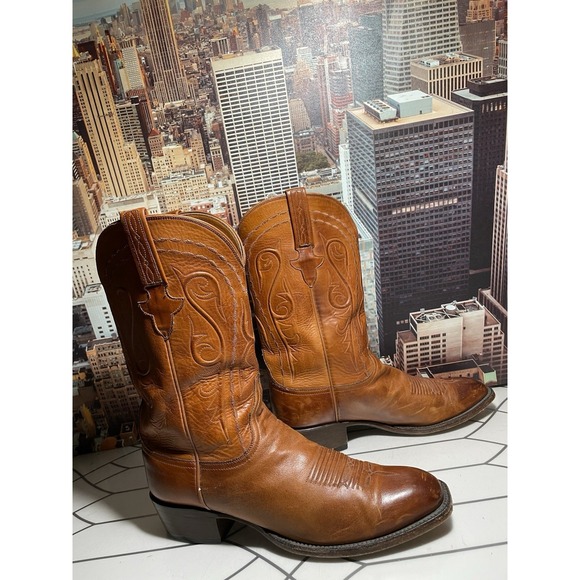 Lucchese Classics Handmade Style L0212Size 11.5 (small )